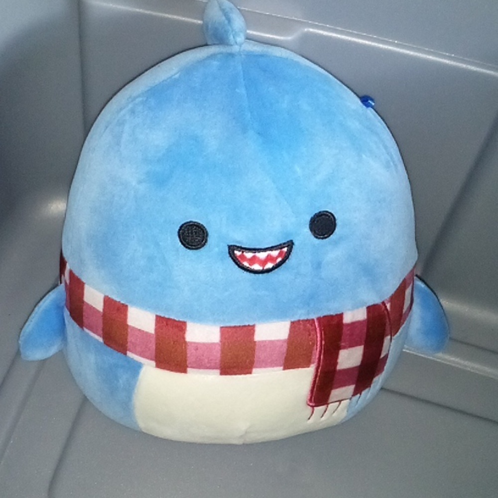 Rey The Shark 8" Squishmallows Blue Plush Toy with Red Scarf